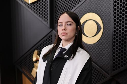 Artistas se unem no Grammy para exigir a “FORA ICE” de suas cidades: quem se manifestou?