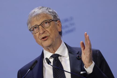 Bill Gates se desculpa internamente após escândalo de Epstein
