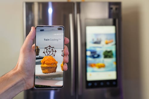 Samsung Family Hub completa 10 anos: de uma simples geladeira ao cérebro de IA da sua casa