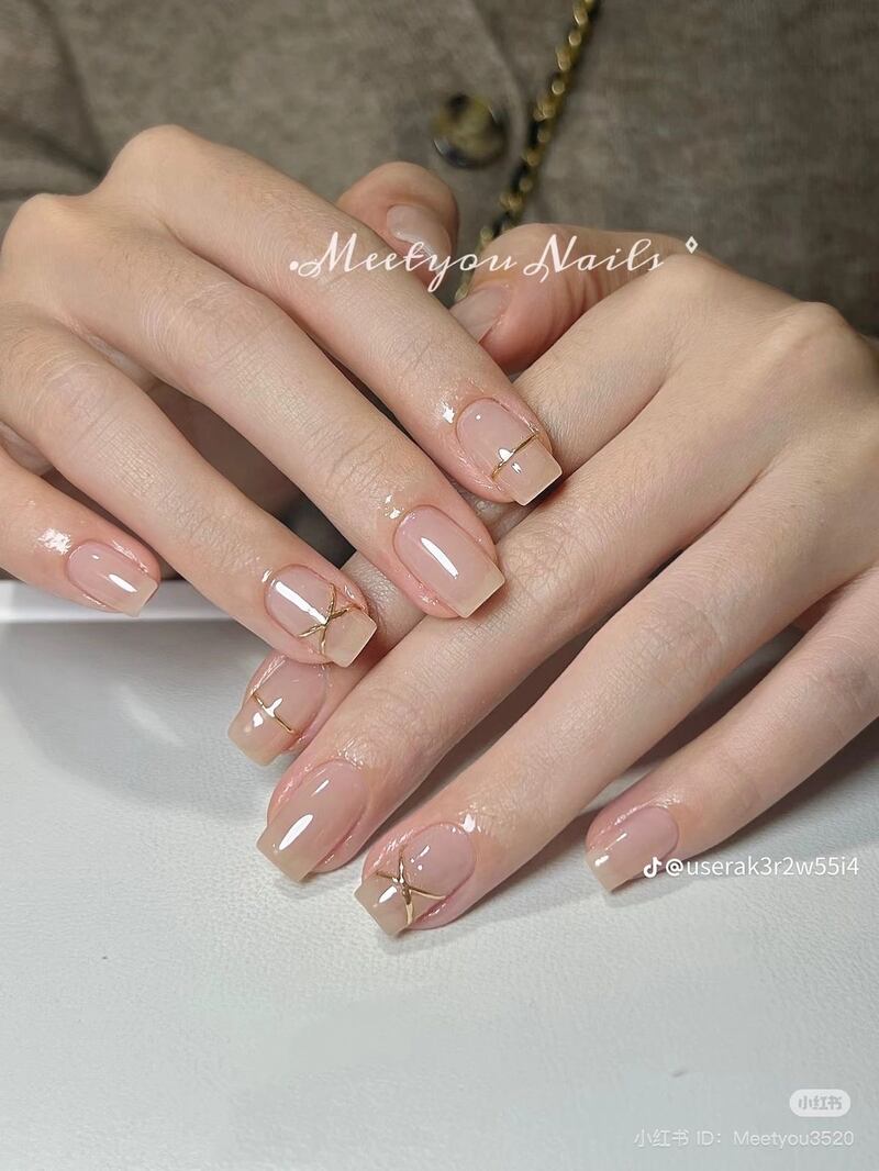 Uñas coreanas en tendencia