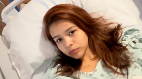 Joven descubrió que tenía cáncer tras confundir los síntomas con problemas digestivos - Fuente: cuenta de TikTok