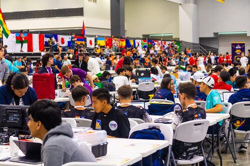 Se você gosta de montar e programar, inscreva-se na Olimpíada Mundial de Robótica