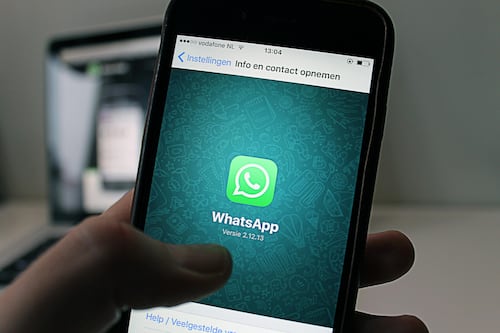 Filho adolescente no WhatsApp: como funcionam as novas contas para menores