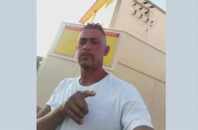 Pai é preso suspeito de matar filho com punhal durante discussão familiar
