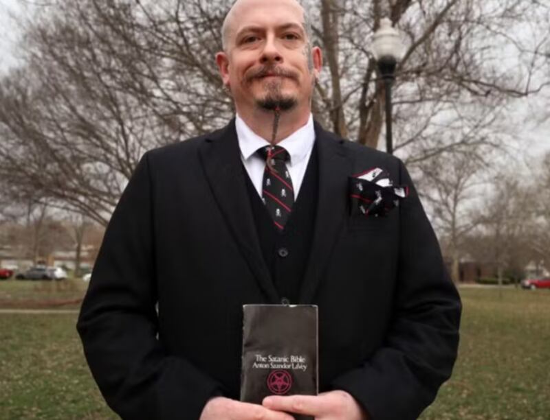 Michael Stewart, fundador da Satanic Grotto