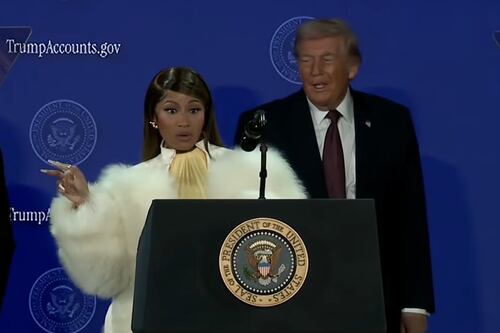 Nicki Minaj agita as redes sociais ao se declarar a fã número um de Donald Trump: veja vídeo