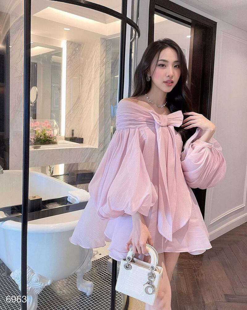 Elegantes, cómodos y favorecedores: así son los vestidos ‘coreanos’ que están conquistando las tendencias