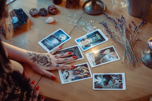 As revelações para Leão, Virgem, Libra e Escorpião nesta quinta-feira (9), segundo o tarot