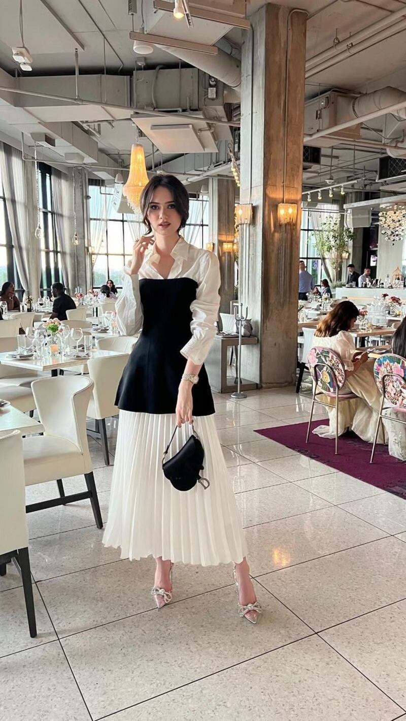 Elegantes, cómodos y favorecedores: así son los vestidos ‘coreanos’ que están conquistando las tendencias