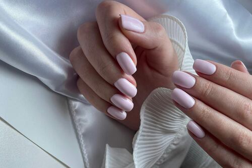 Unhas olho de gato que serão tendência em 2026: diferentes e lindas