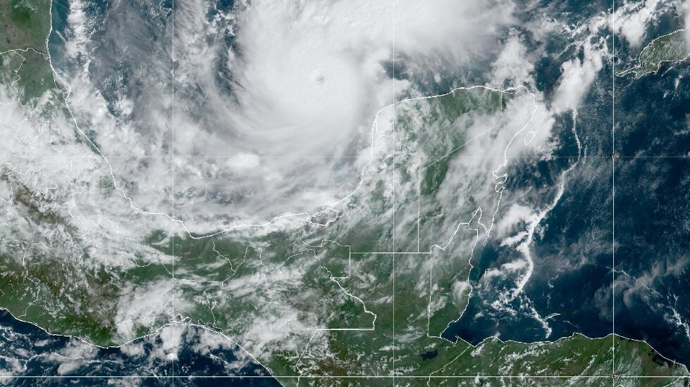 Huracán Milton mantiene en emergencia el estado de Florida.