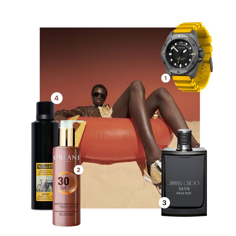 Accesorios y perfumes esenciales para este verano