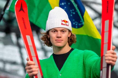 Brasileiro conquista medalha de prata no esqui nos Estados Unidos